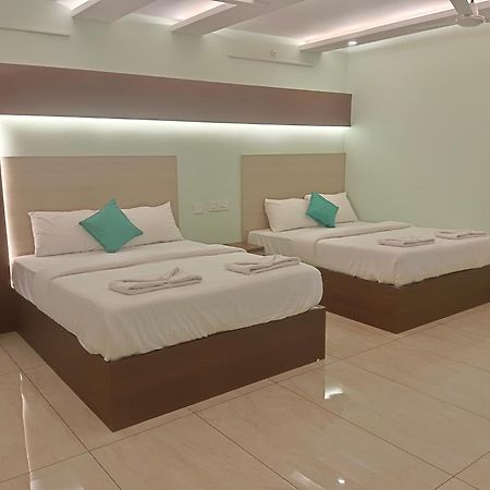 Malar Park Hotell Tiruvannāmalai Exteriör bild