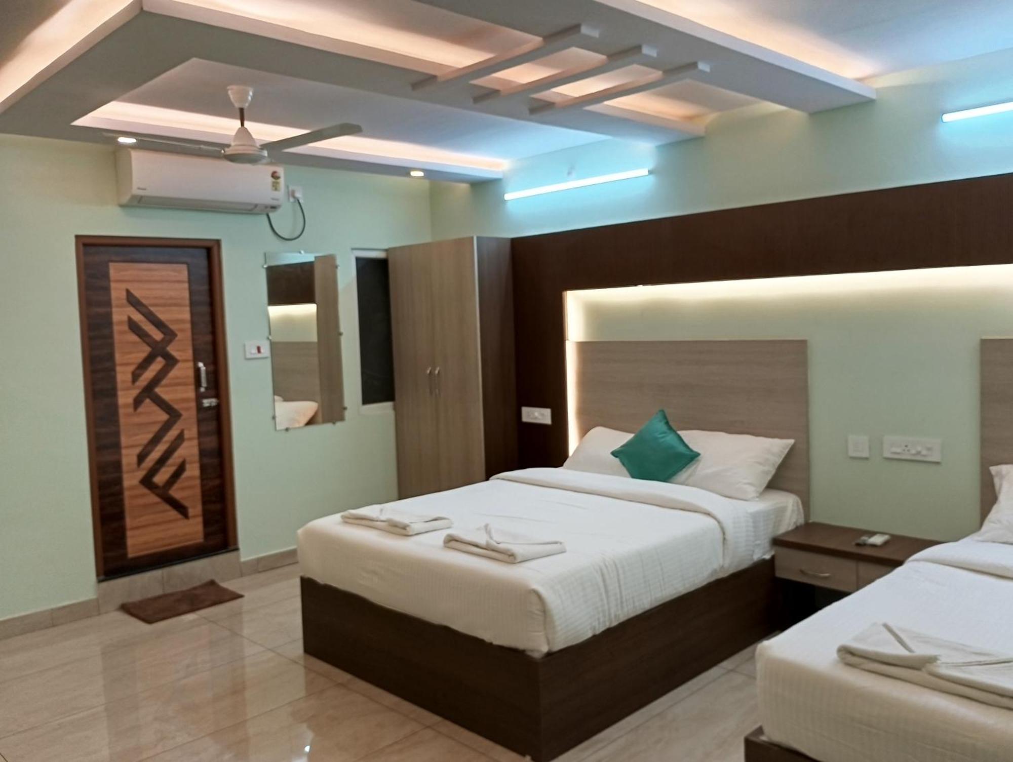 Malar Park Hotell Tiruvannāmalai Exteriör bild