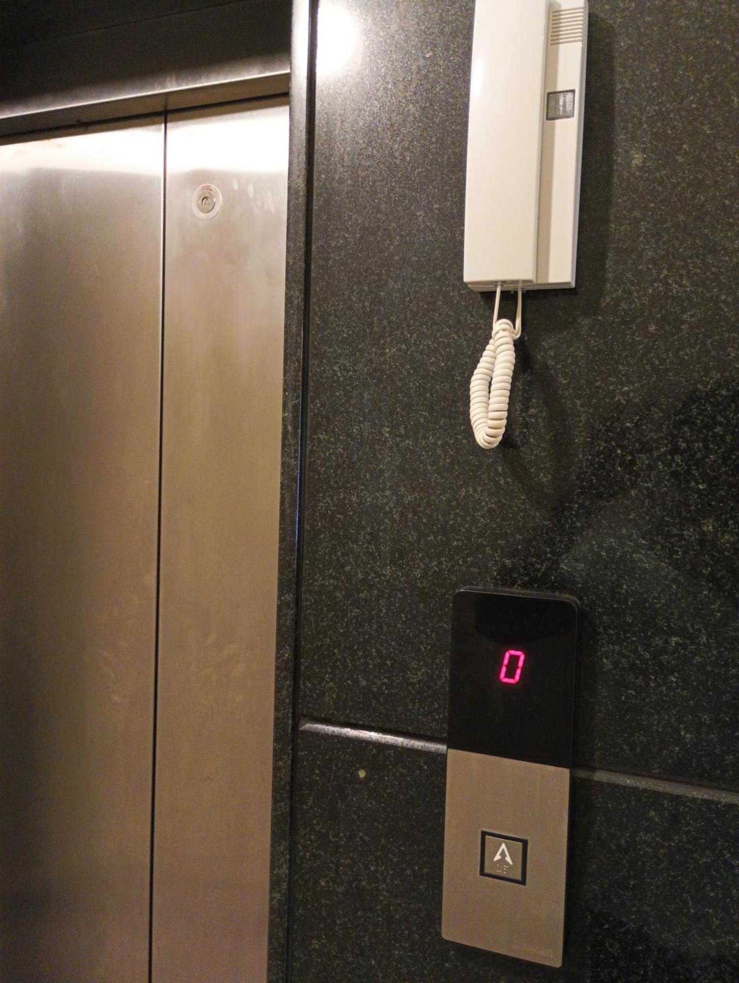 Malar Park Hotell Tiruvannāmalai Exteriör bild